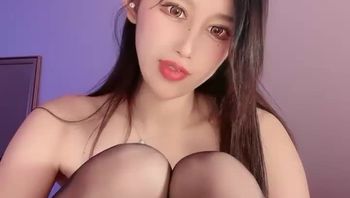 黑丝高跟大长腿女主播自慰呻吟声声入耳1