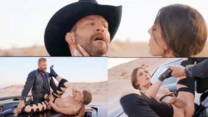 (欧美人妖系列)人妖又西部牛仔双抢户外啪啪