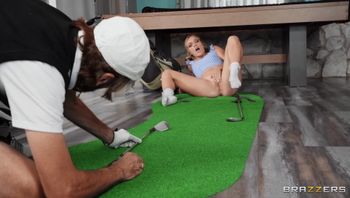 BrazzersExxtra.20.10.29.Katie.Kush.1080p