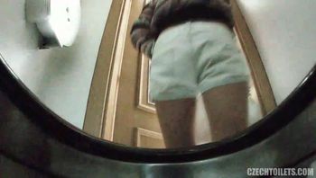 捷克测拍-11-128欧美日光浴室偷拍x720-2000kbps