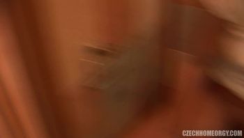 欧美家庭狂欢系列.7-2.72欧美日光浴室偷拍p