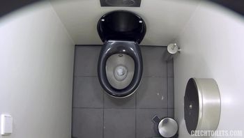 捷克测拍-45-128欧美日光浴室偷拍x720-2000kbps