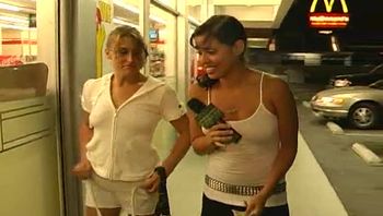 欧美街头搭讪测试系列金钱万能 - 2欧美日光浴室偷拍 - Project Runway(Victoria)071607